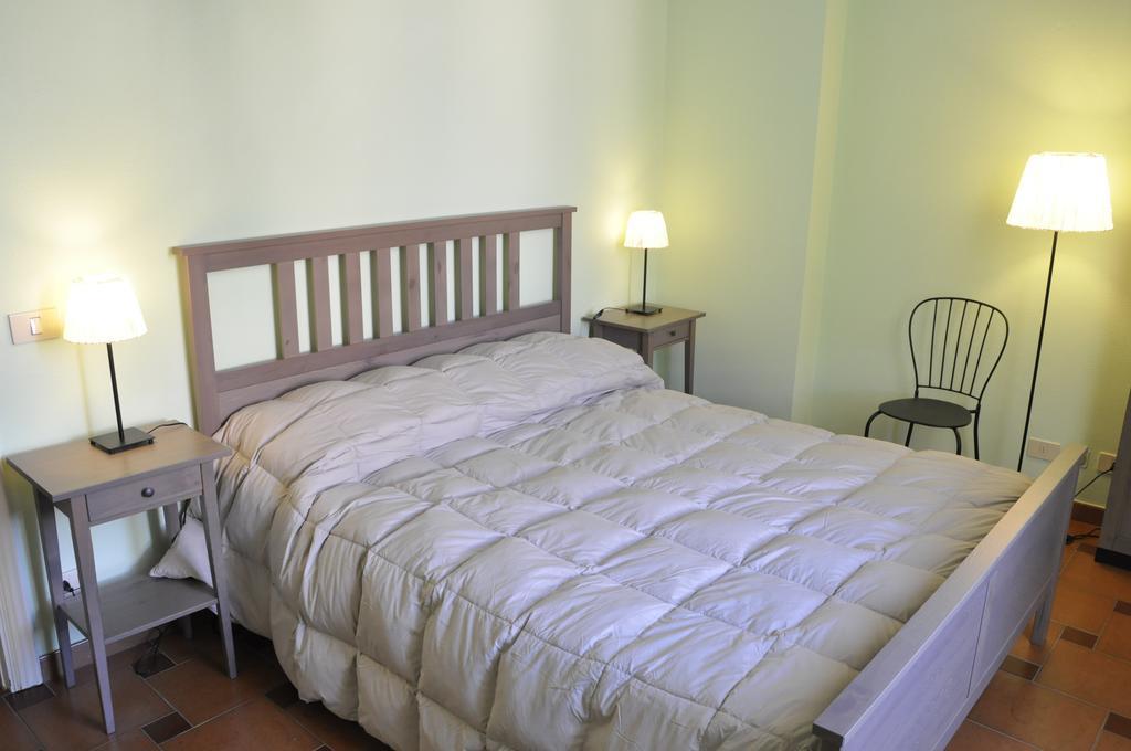شيفيتافيكْيا La Darsena B&B الغرفة الصورة